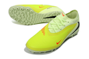Chuteira Nike Phantom GX Trava MG
