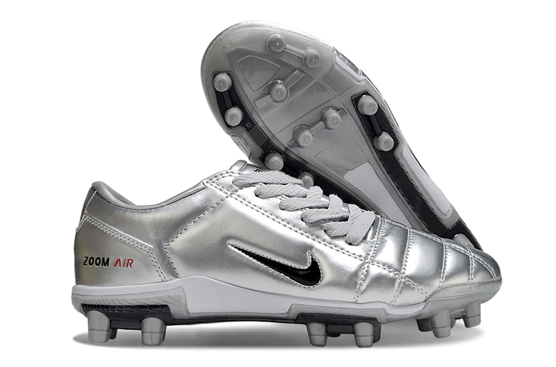 Chuteira Nike Total 90 FG