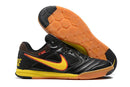 Chuteira Nike Supreme SB Gato IC