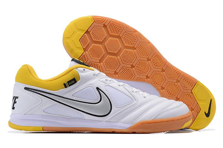 Chuteira Nike Supreme SB Gato IC
