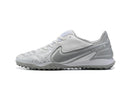 Chuteira Nike Tiempo Legend 9 TF