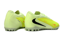Chuteira Nike Phantom GX Trava MG